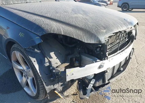 2014 Mercedes-Benz C 250 Sport z USA, uszkodzony, nr VIN WDDGF4HB0EA966592